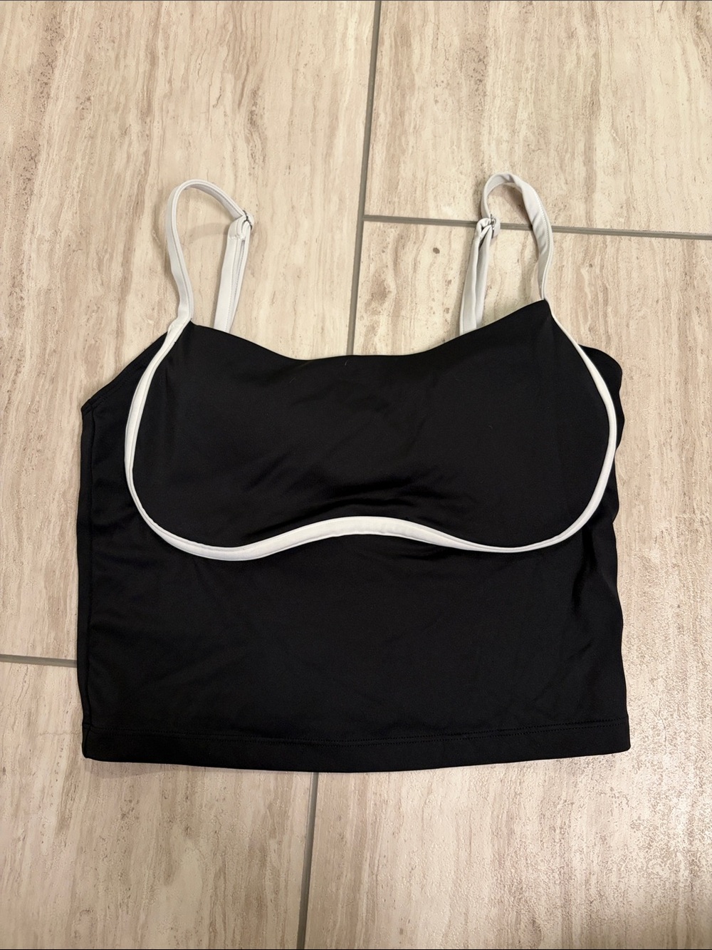 Gilly Hicks black cropped workout top